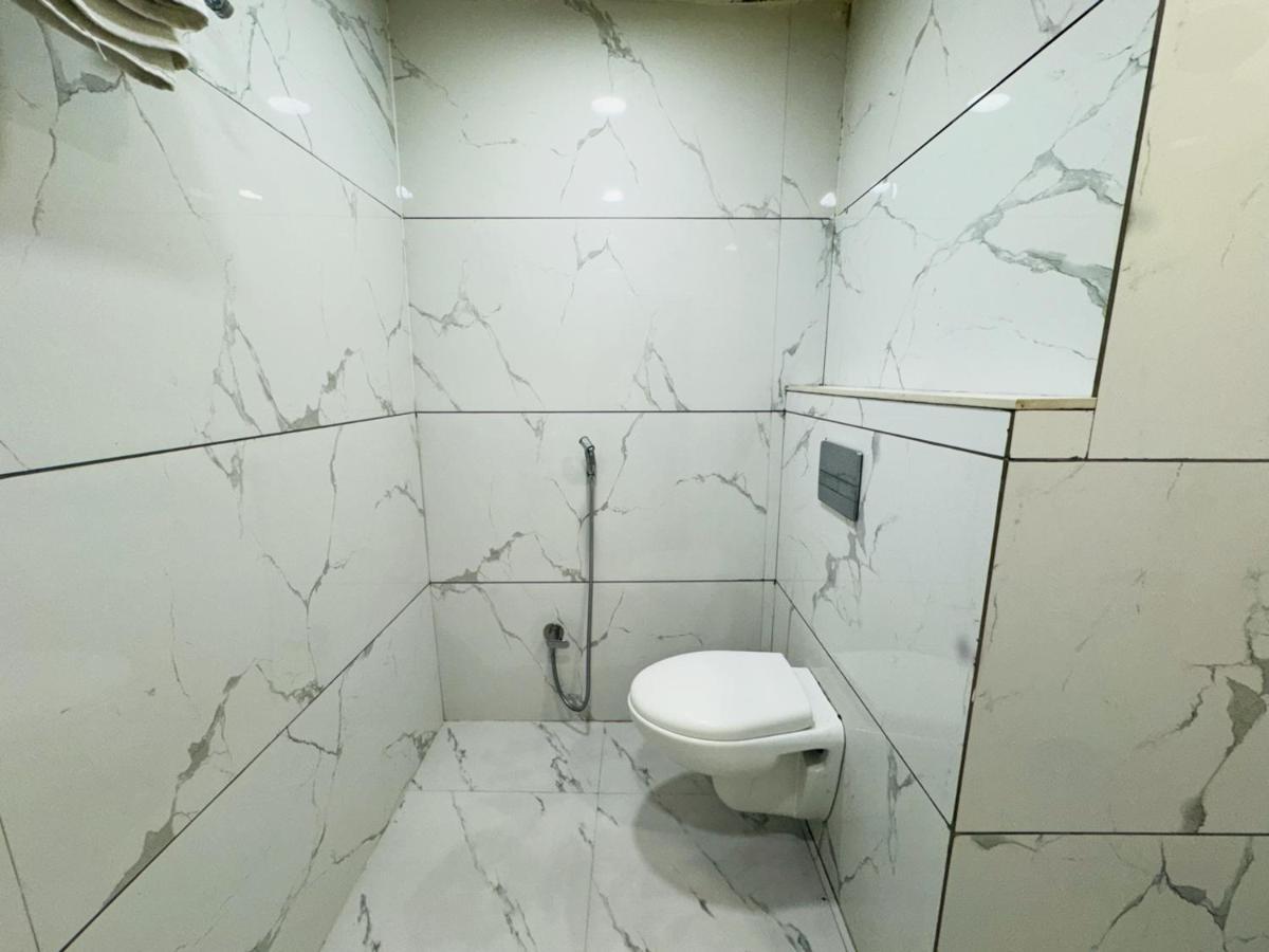 Hotel Shree Mahakal Krapa ウッジャイン エクステリア 写真
